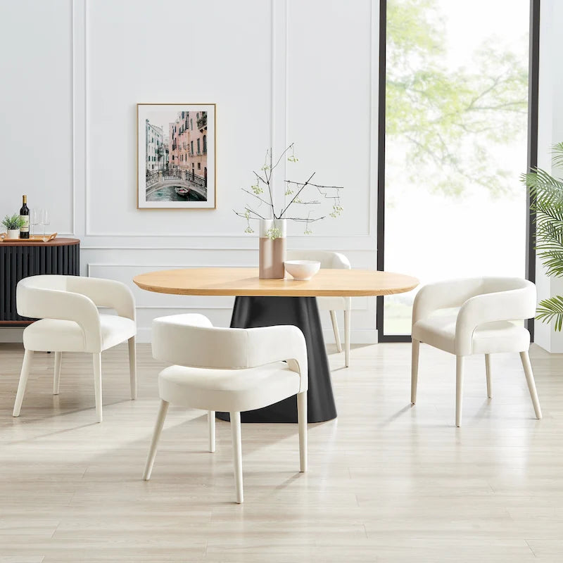 Sametová jídelní židle – luxusní čalounění s křivočarým designem